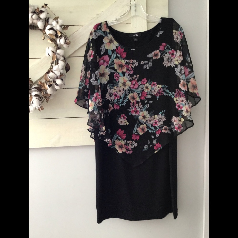 AGB Capelet Dress Lg NWT